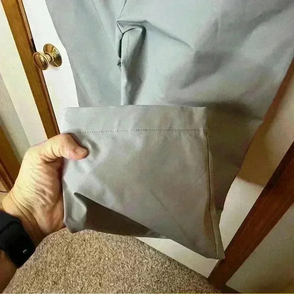 Banana Republic Pants Straight Leg Lightweight Men 38x30 Gray Casual Performance - Picture 7 of 10